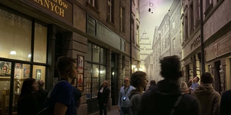 Powiększ grafikę: 5bts-w-muzeum-ii-wojny-swiatowej-719057.jpg
