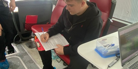 Powiększ grafikę: brawo-wy-10-8-litra-krwi-676196.jpg