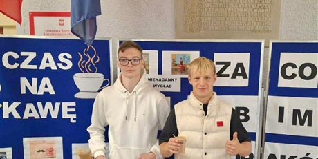Powiększ grafikę: dzien-chlopaka-w-zespole-szkol-samochodowych-645138.jpg