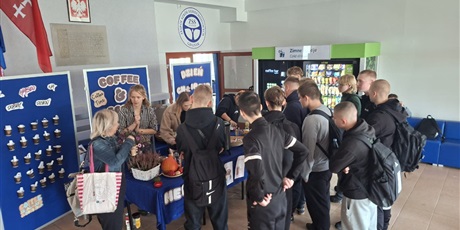 Powiększ grafikę: dzien-chlopaka-w-zss-714887.jpg