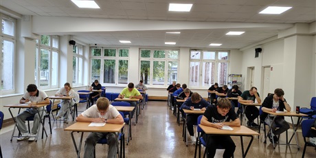 Powiększ grafikę: etap-szkolny-olimpiady-wiedzy-motoryzacyjnej-w-zss-718575.jpg