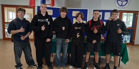 Powiększ grafikę: jesien-w-zss-713561.jpg
