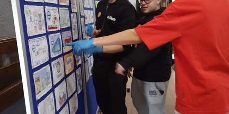 Powiększ grafikę: miedzynarodowy-miesiac-bibliotek-szkolnych-2025-wyniki-konkursow-660595.jpg