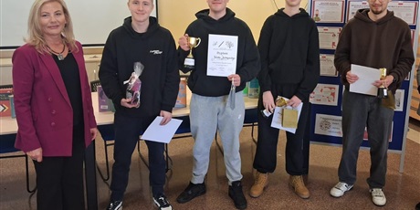 Powiększ grafikę: mistrz-jezyka-polskiego-zss-679457.jpg