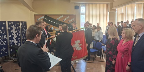 Powiększ grafikę: przezyjmy-to-jeszcze-raz-700037.jpg