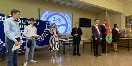 Uroczyste zakończenie roku szkolnego w Zespole Szkół Samochodowych