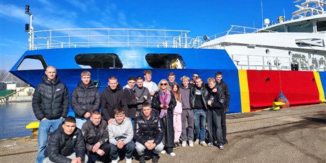 Powiększ grafikę: wizyta-w-kaszubskim-dywizjonie-strazy-granicznej-683716.jpg